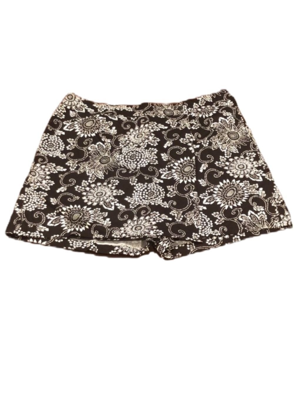 LIZ CLAIBORNE “VILLAGER” Black Print Skort SZ 16P